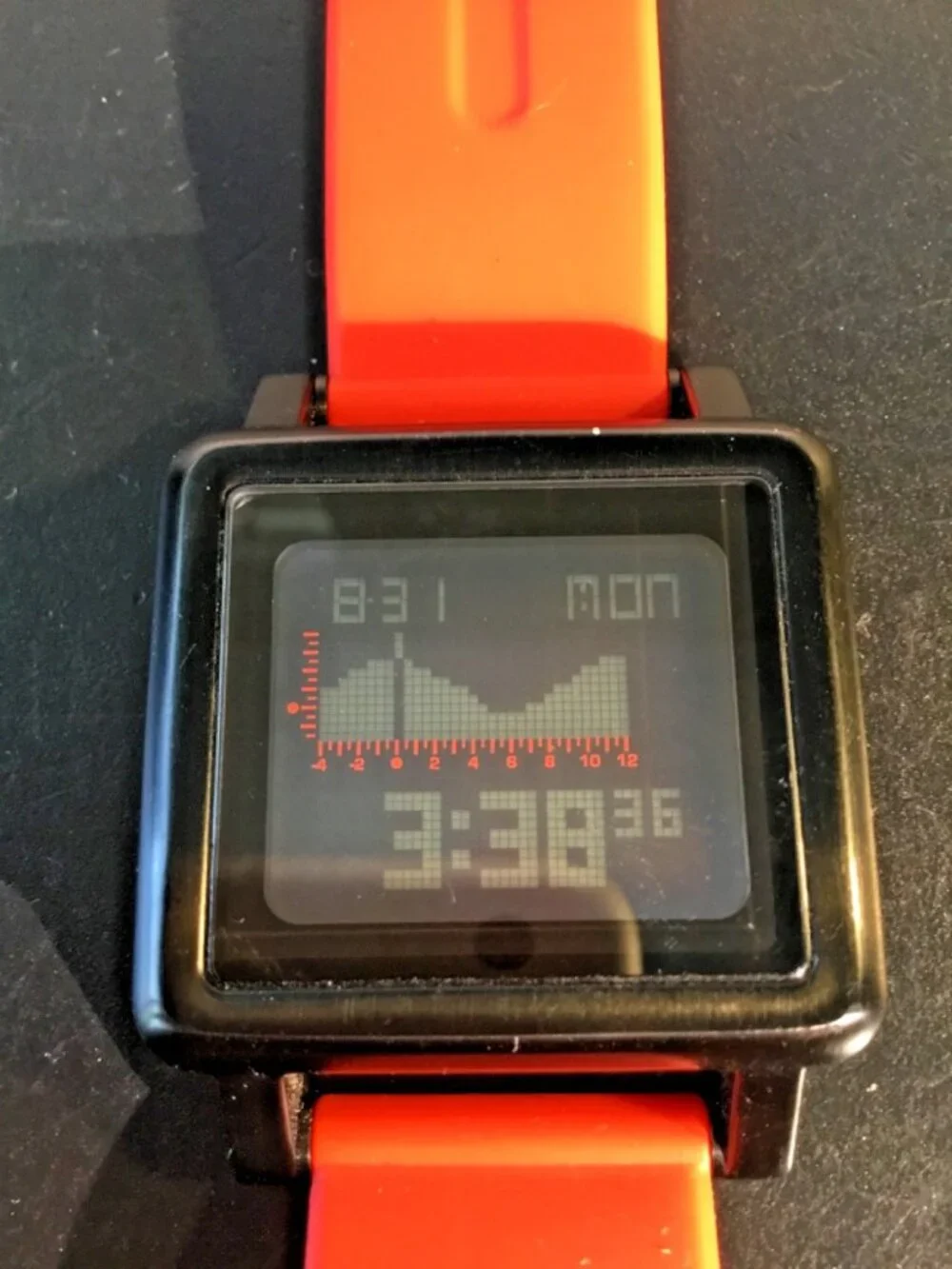 Nixon “life Aquatic / The Housing” Digital Watch – Great Shape – New Battery